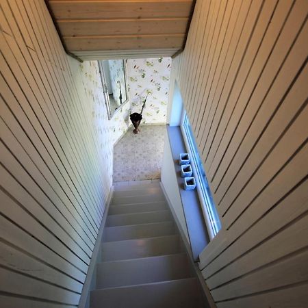 Apartment With Private Garden And Large Balcony Pärnu Exteriör bild